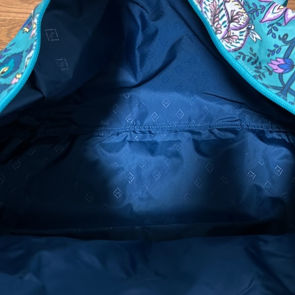 Vera Bradley Lighten Up Large Traveler Duffel and cosmetic bag Peacock Garden - Picture 15 of 16